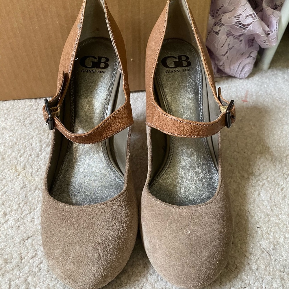 Women’s heels